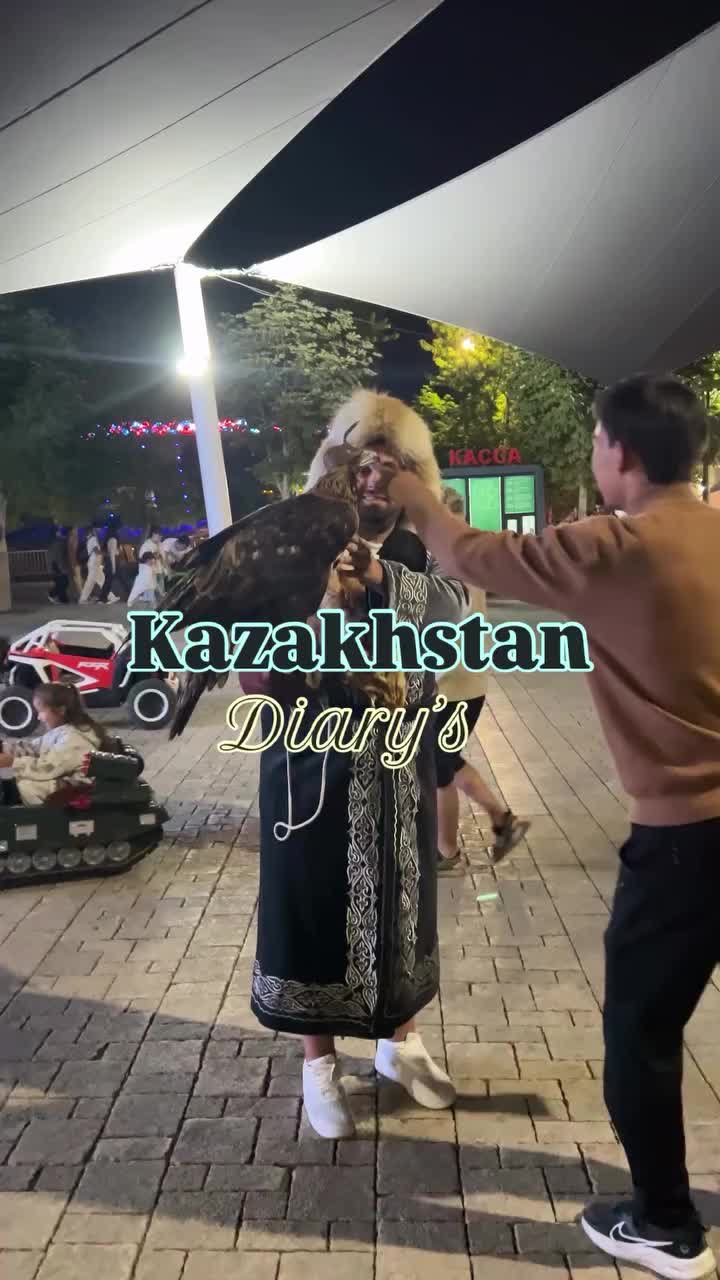 @YELİZ A&Ccedil;IKG&Ouml;Z