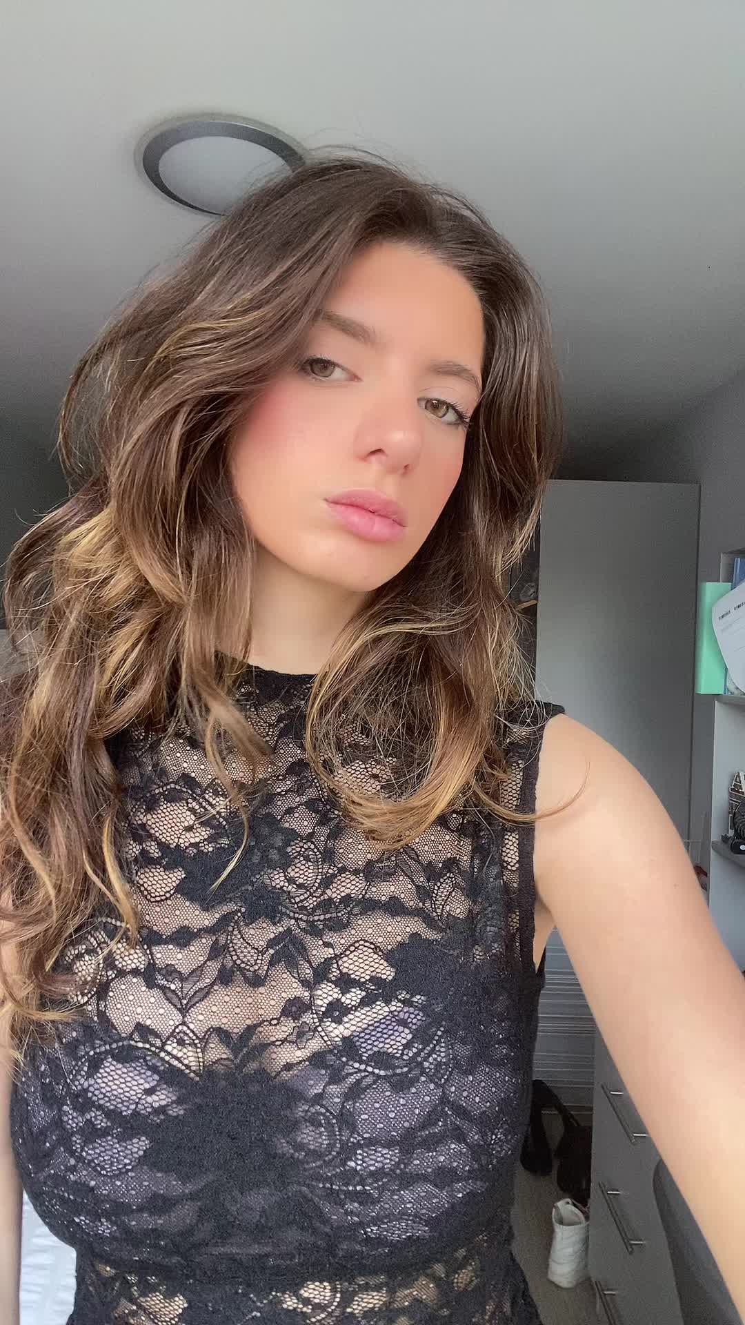 @estherishka
