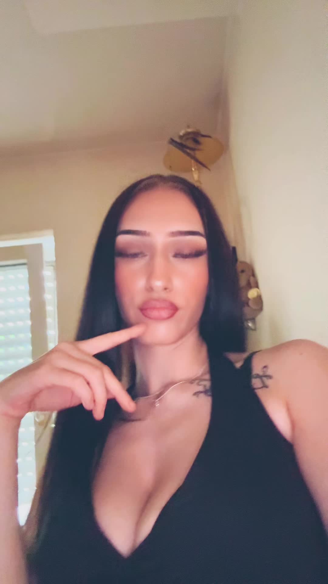 @𝐋𝐚𝐮𝐫𝐢𝐭𝐚🦋