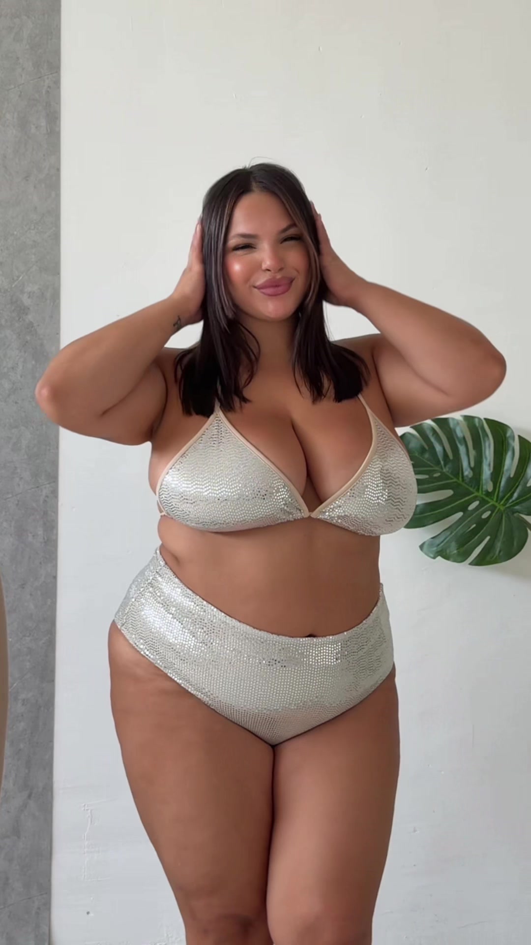 @Glow Donna