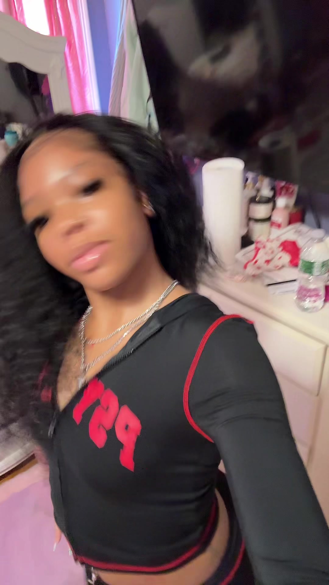@Tee
