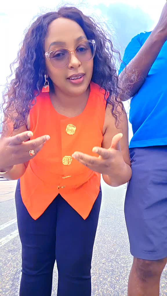 @Carol Shii official page