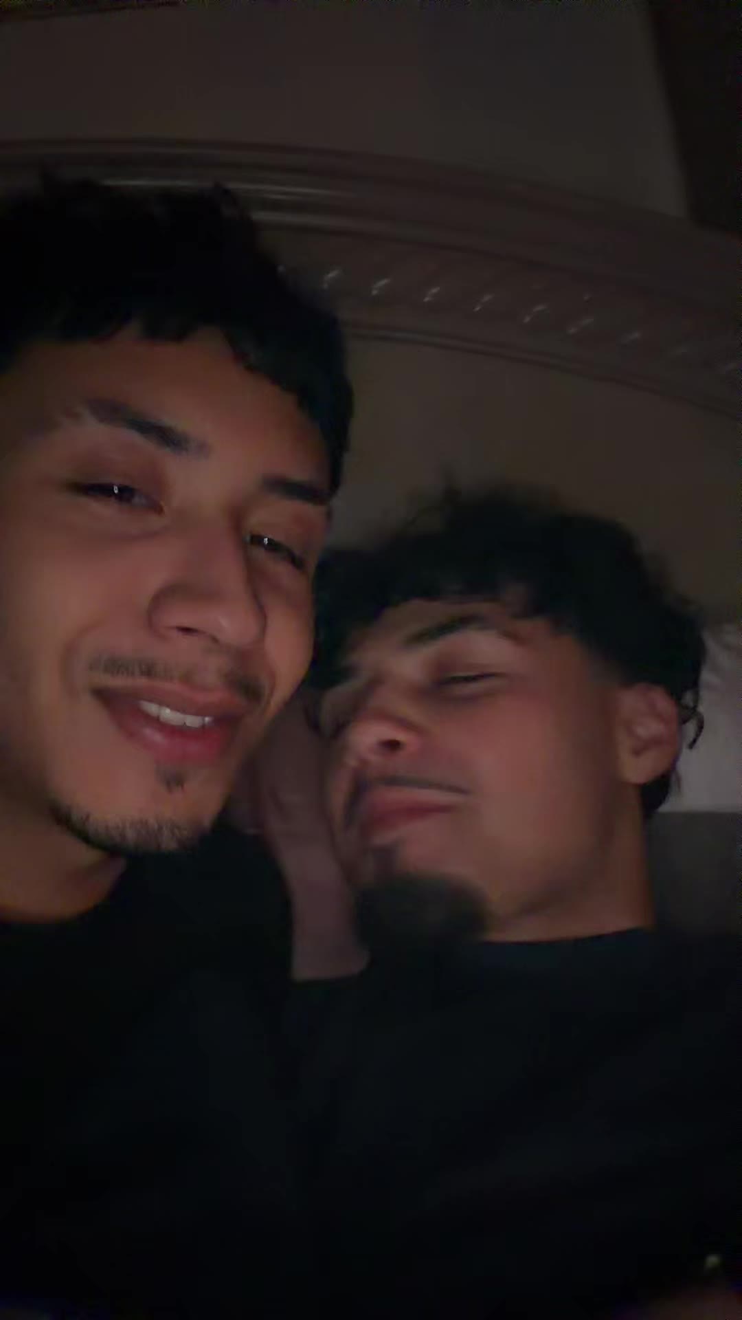 @eezzmo