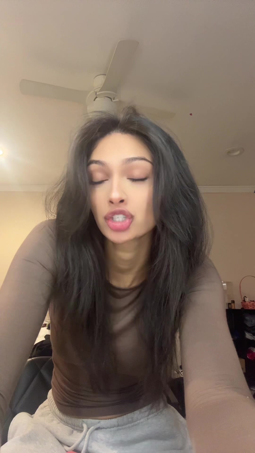 @c0tt0n_p0o2