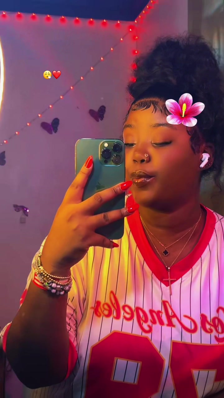 @𝐃𝐖𝐄𝐄𝐍🥥🌴
