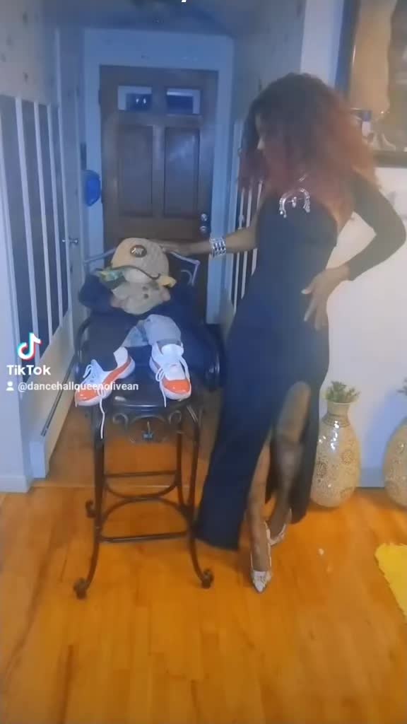 @dancehall queenolivean