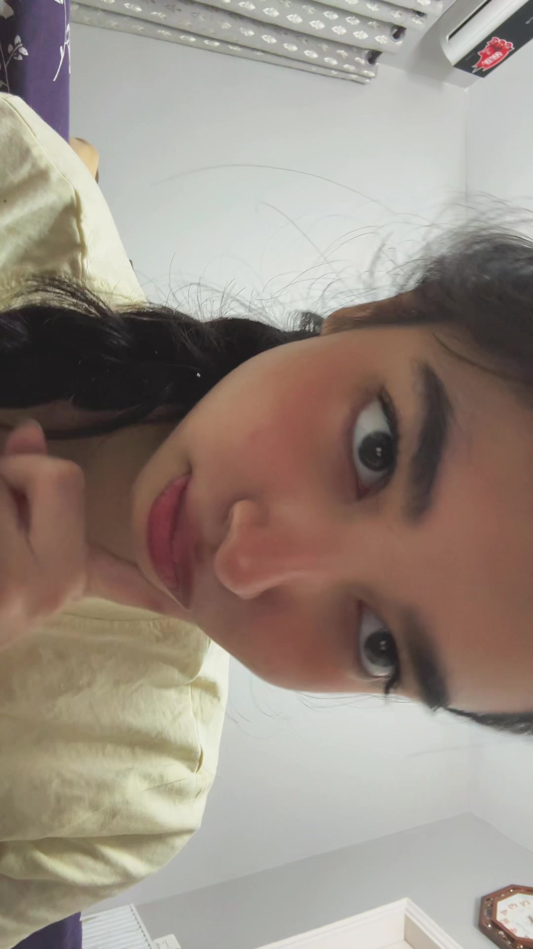 @__iamaleeba._