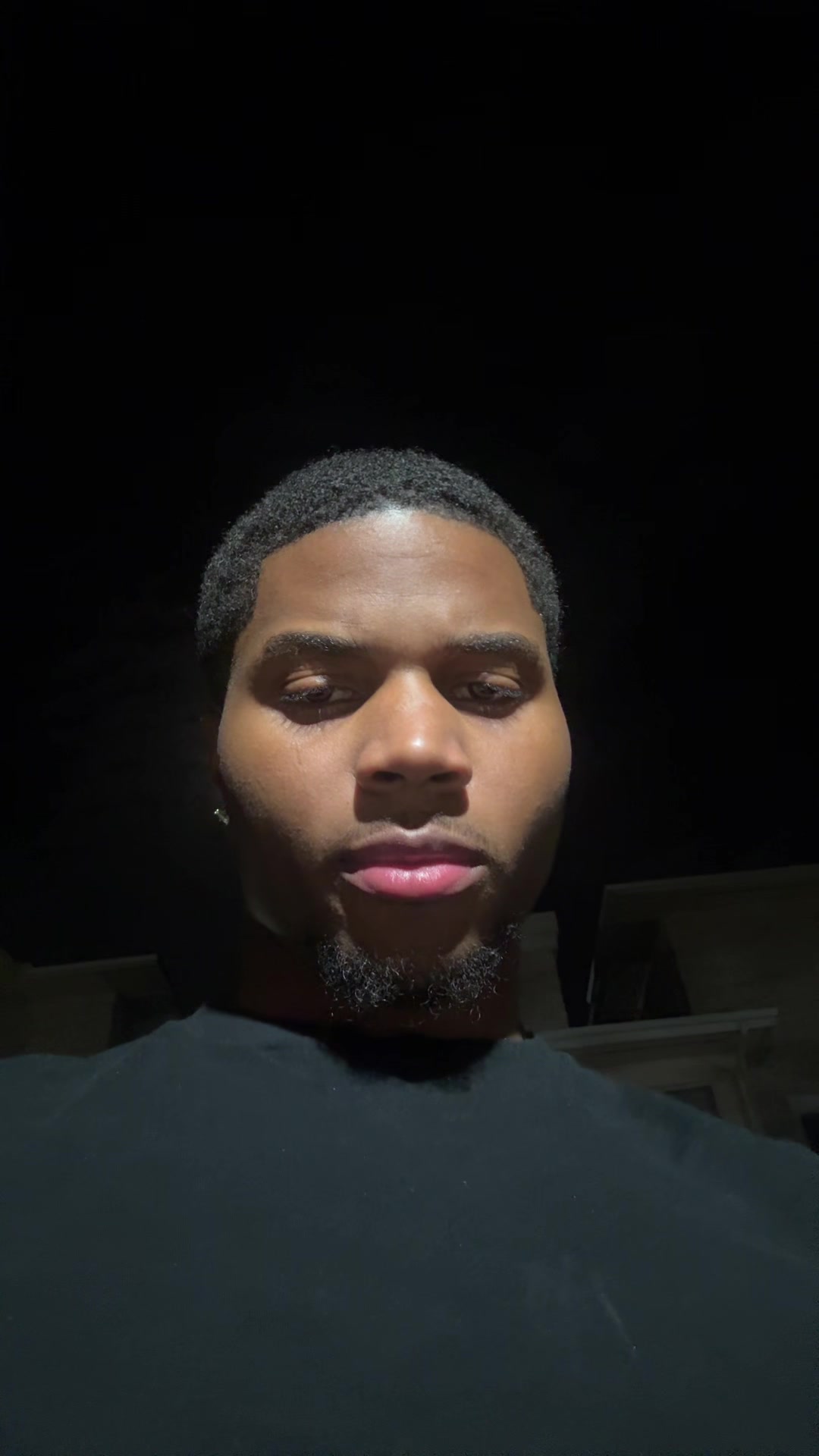 @_deewho