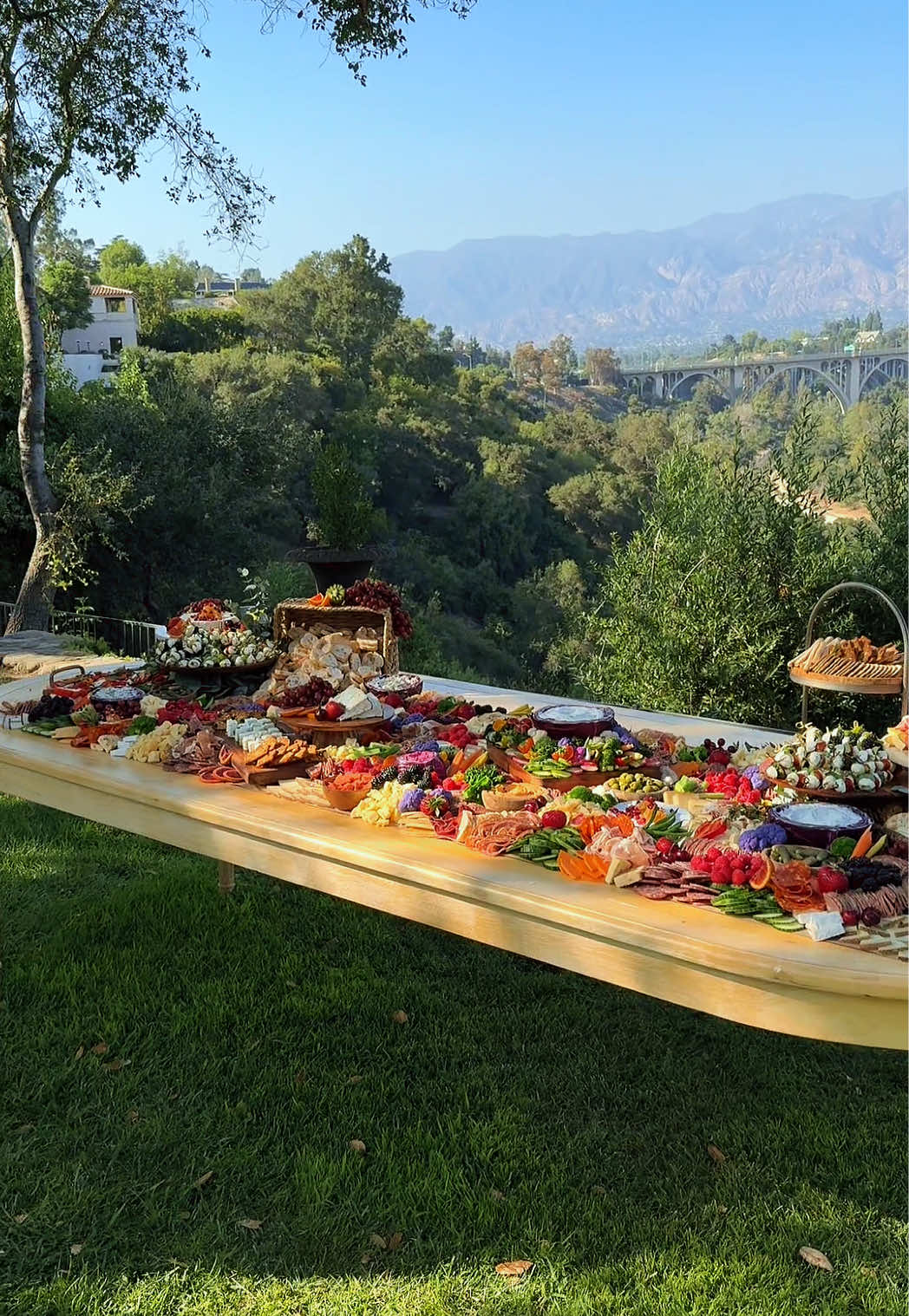 @Silverlake Socialite