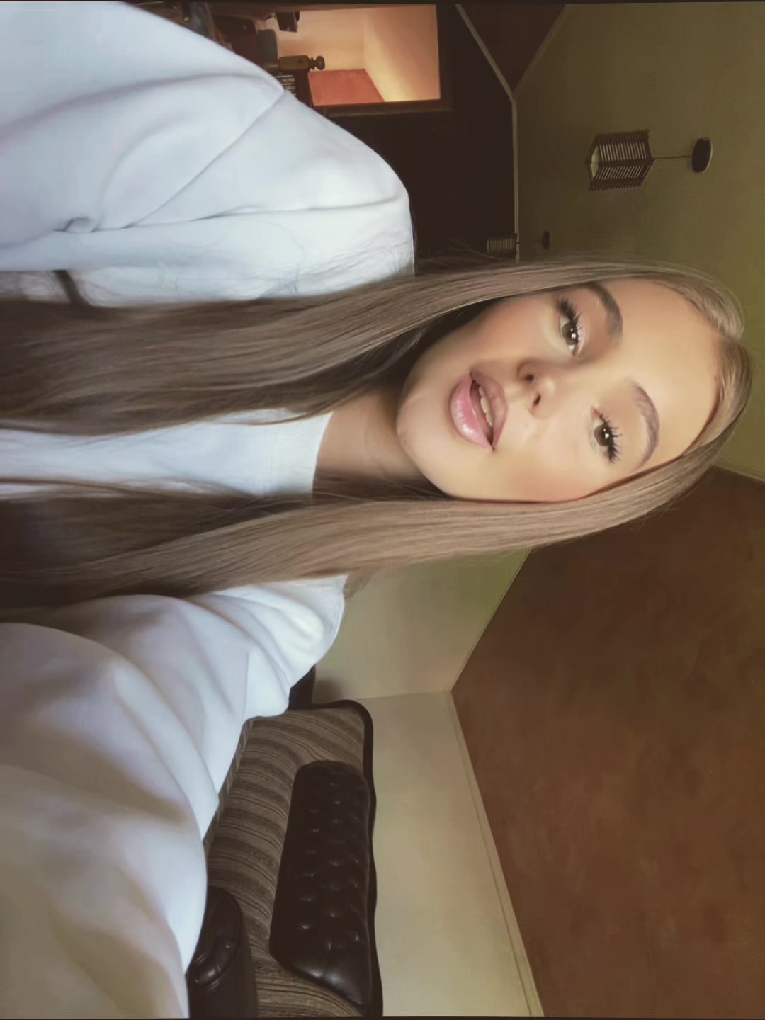 @loriana