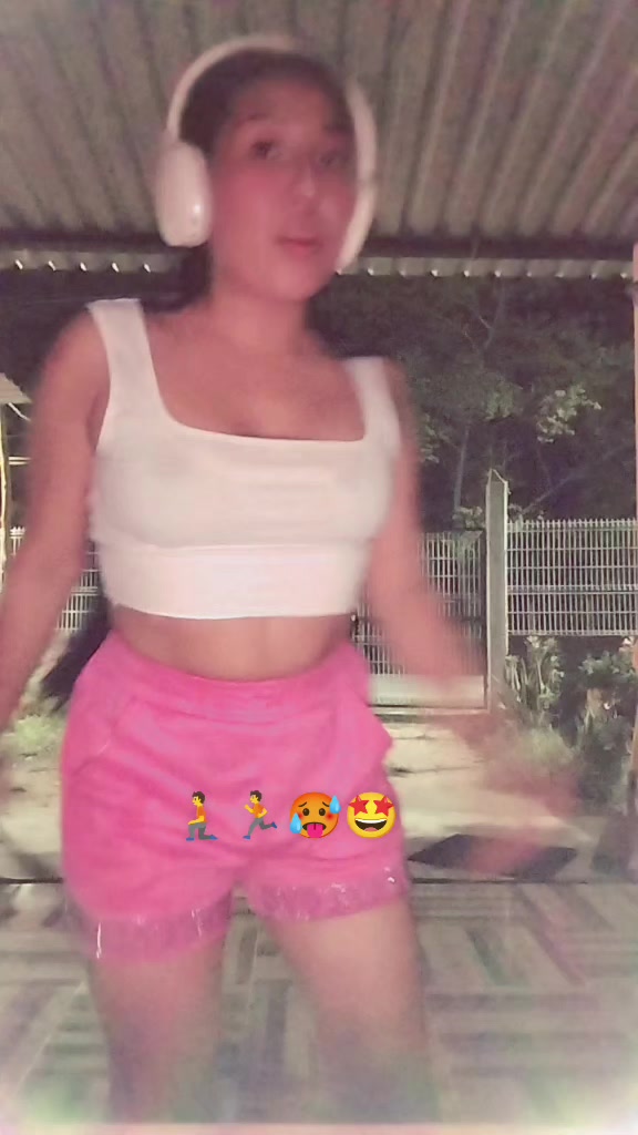 @Mariaa😉😎🐼
