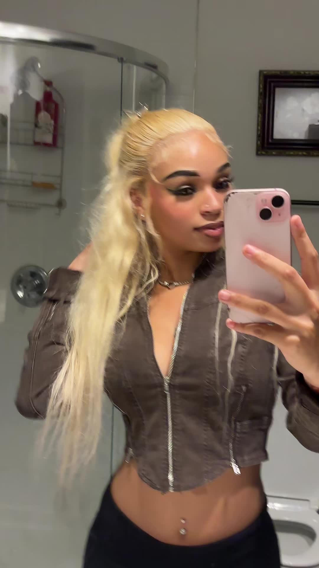 @Amya Lanaé