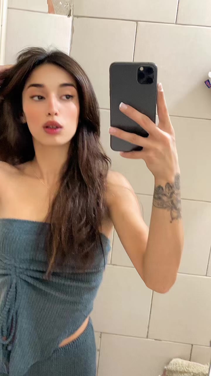 @nana.nana