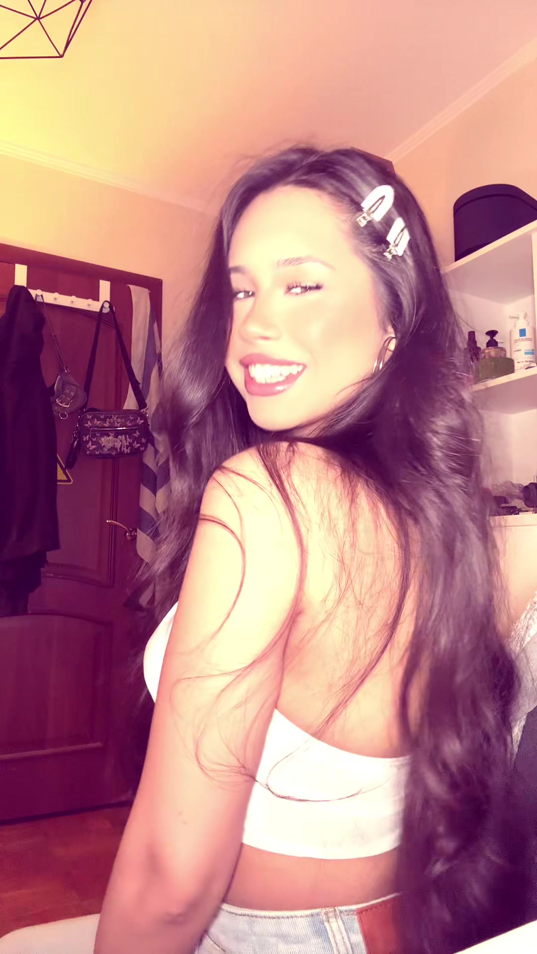 @LATÍFA