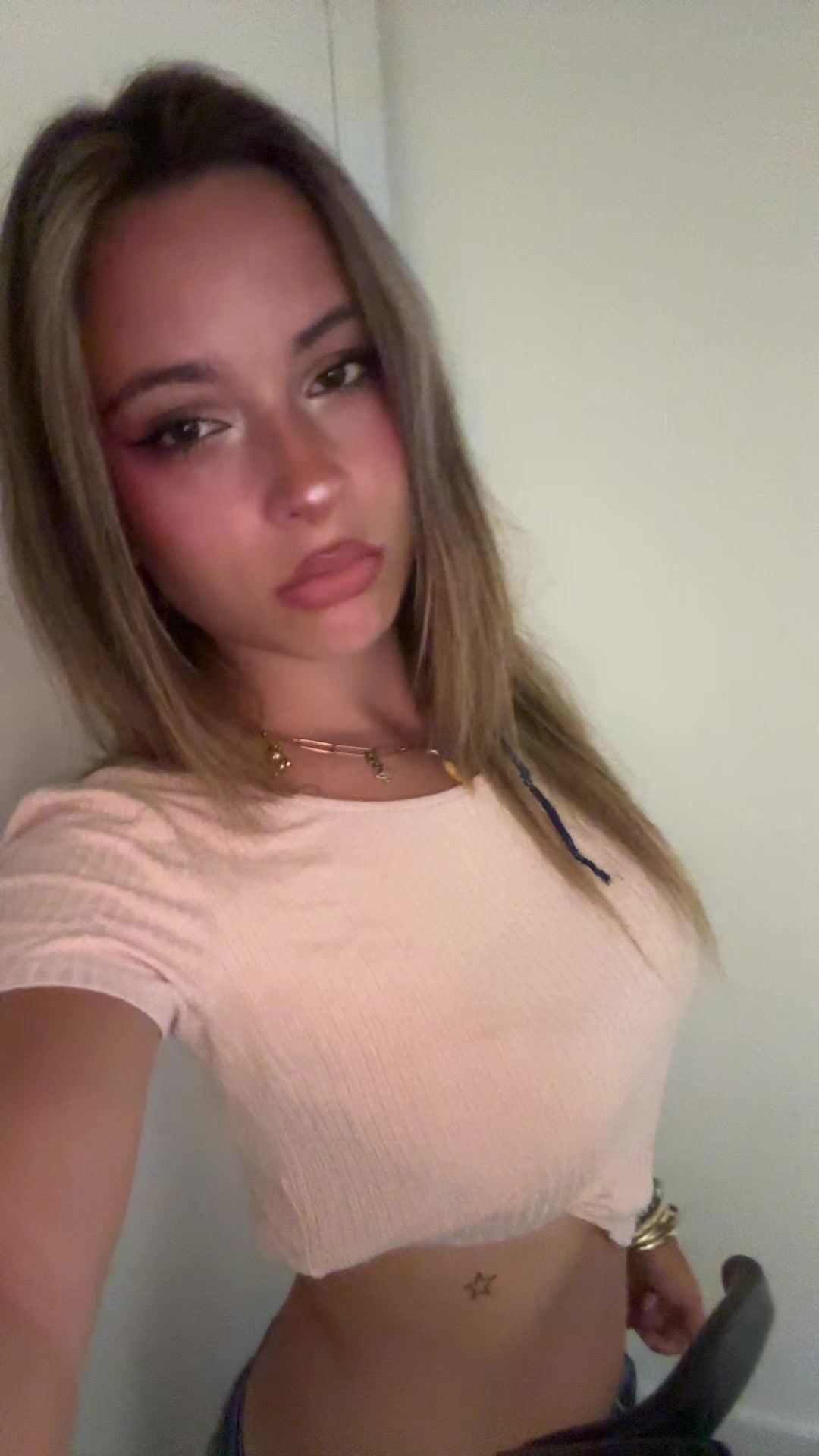 @lo