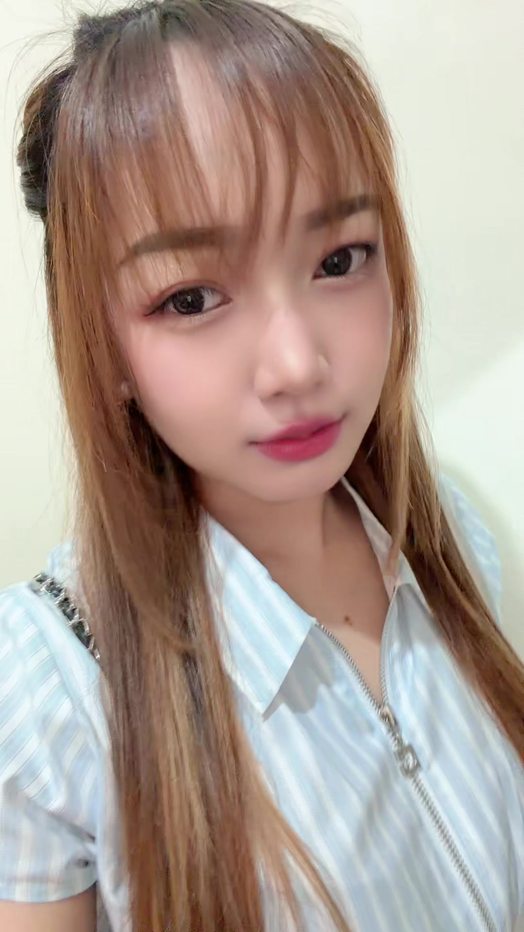 @juniskaa