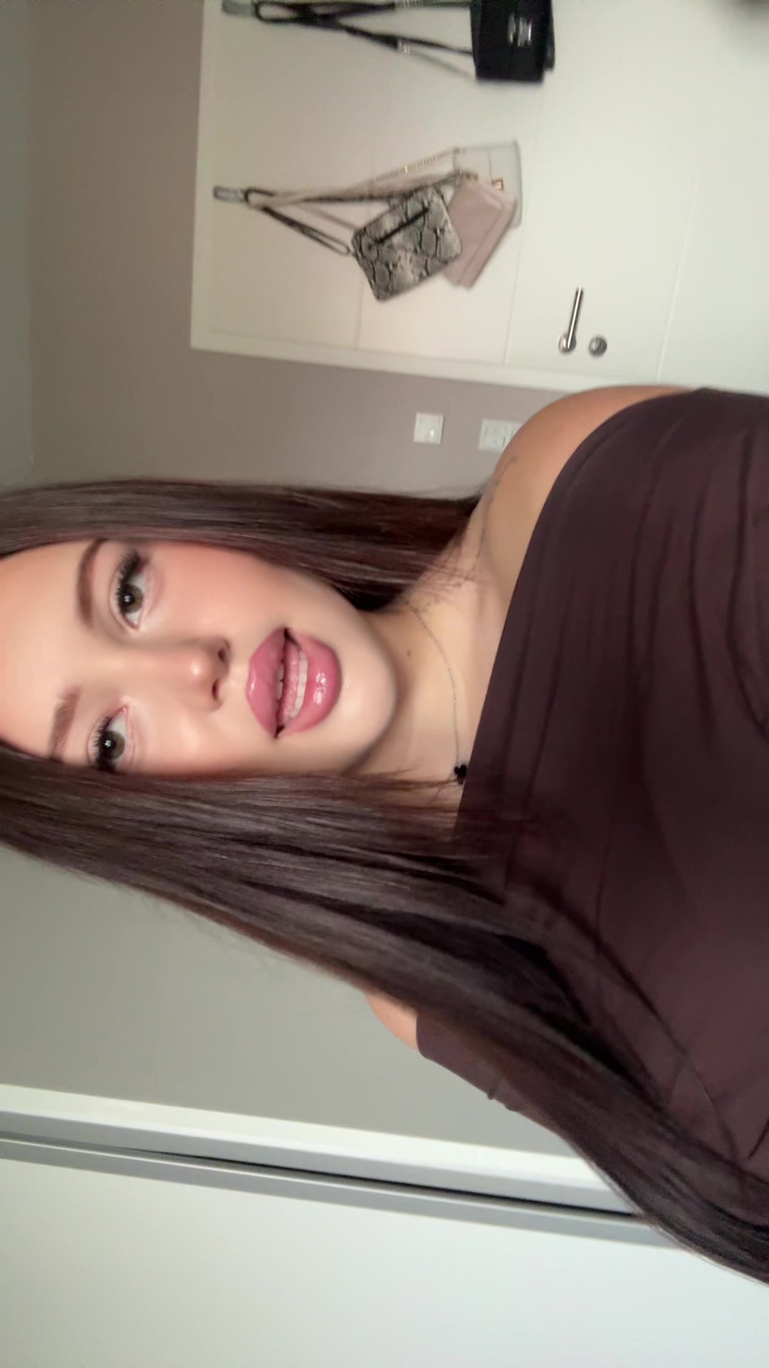@𝐦𝐢𝐥𝐞𝐧𝐚