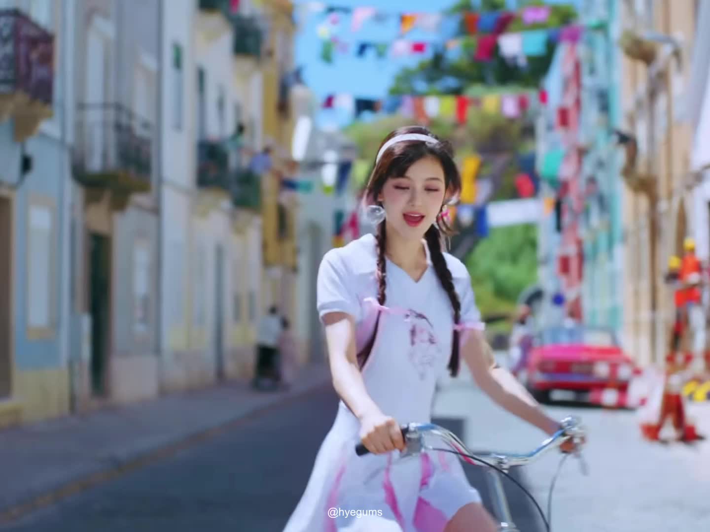 @hyegums
