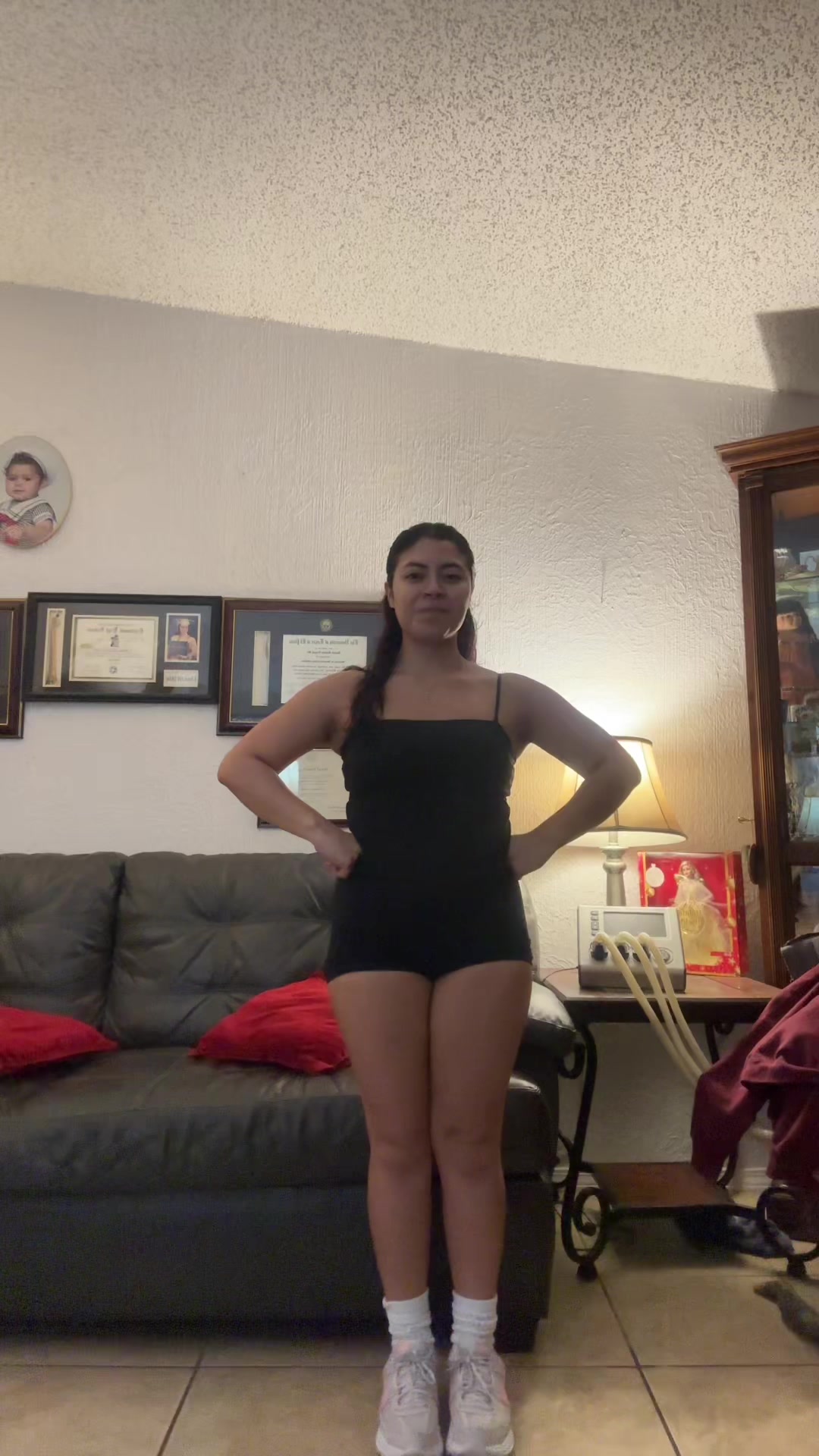 @Bella