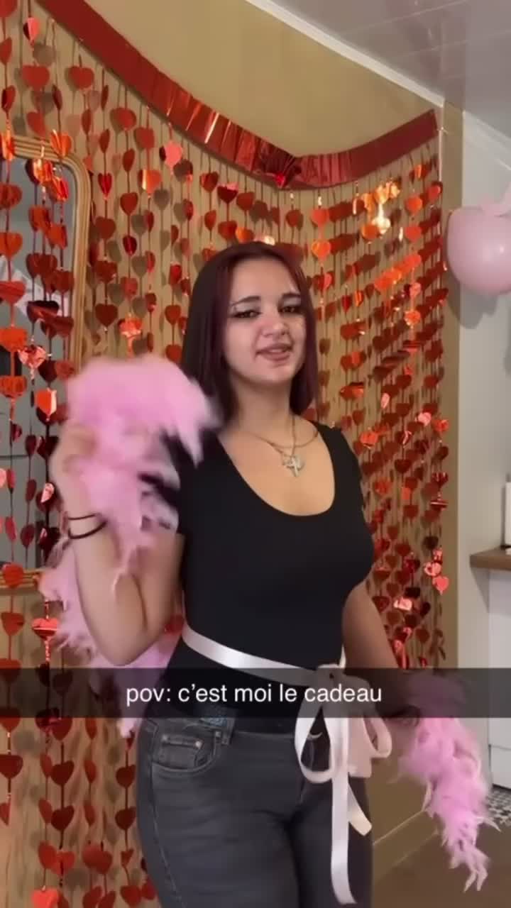 @๐๐
๐๐