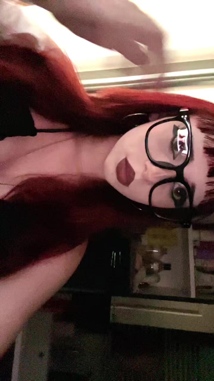 @♱