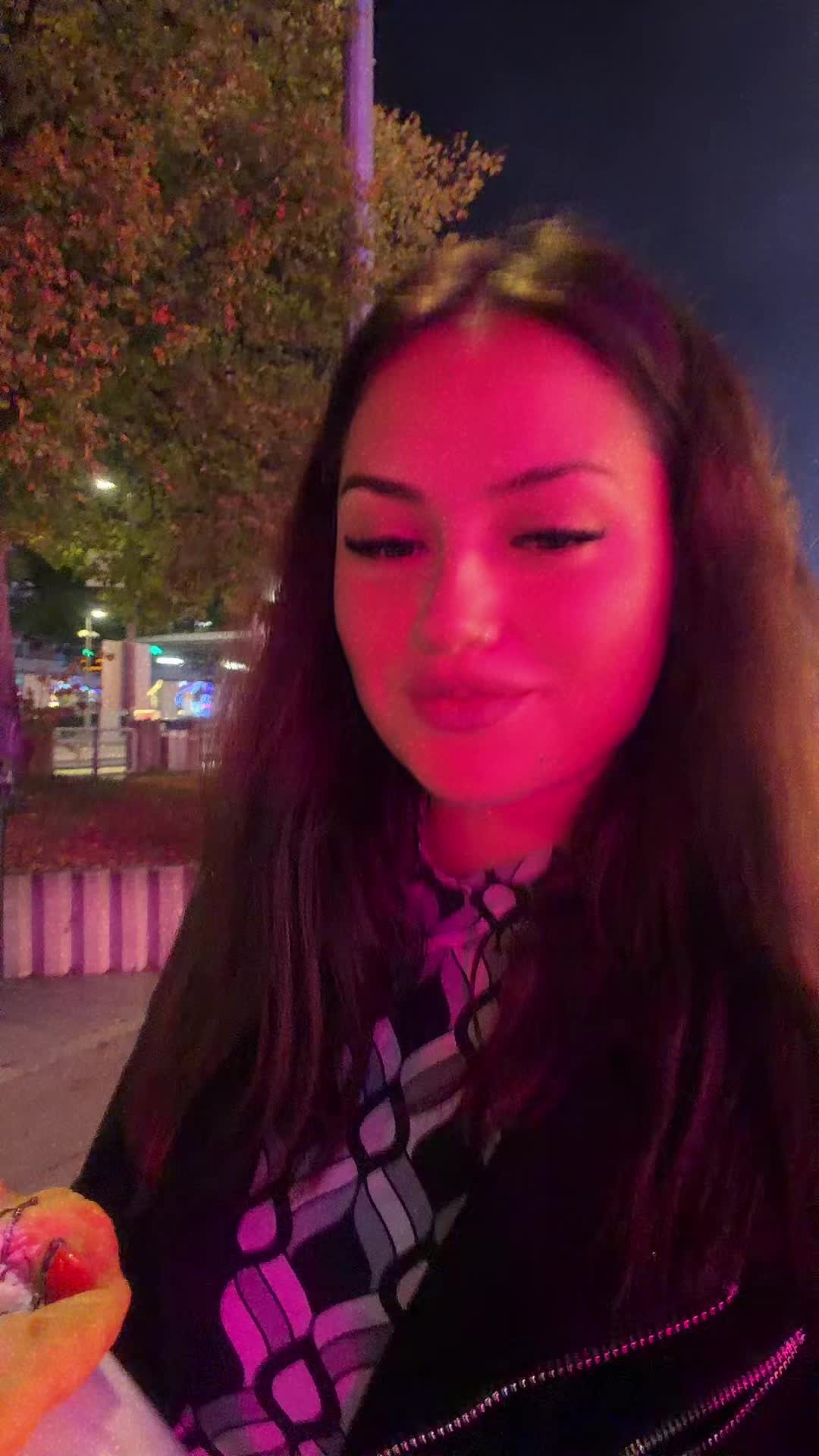 @elly96e