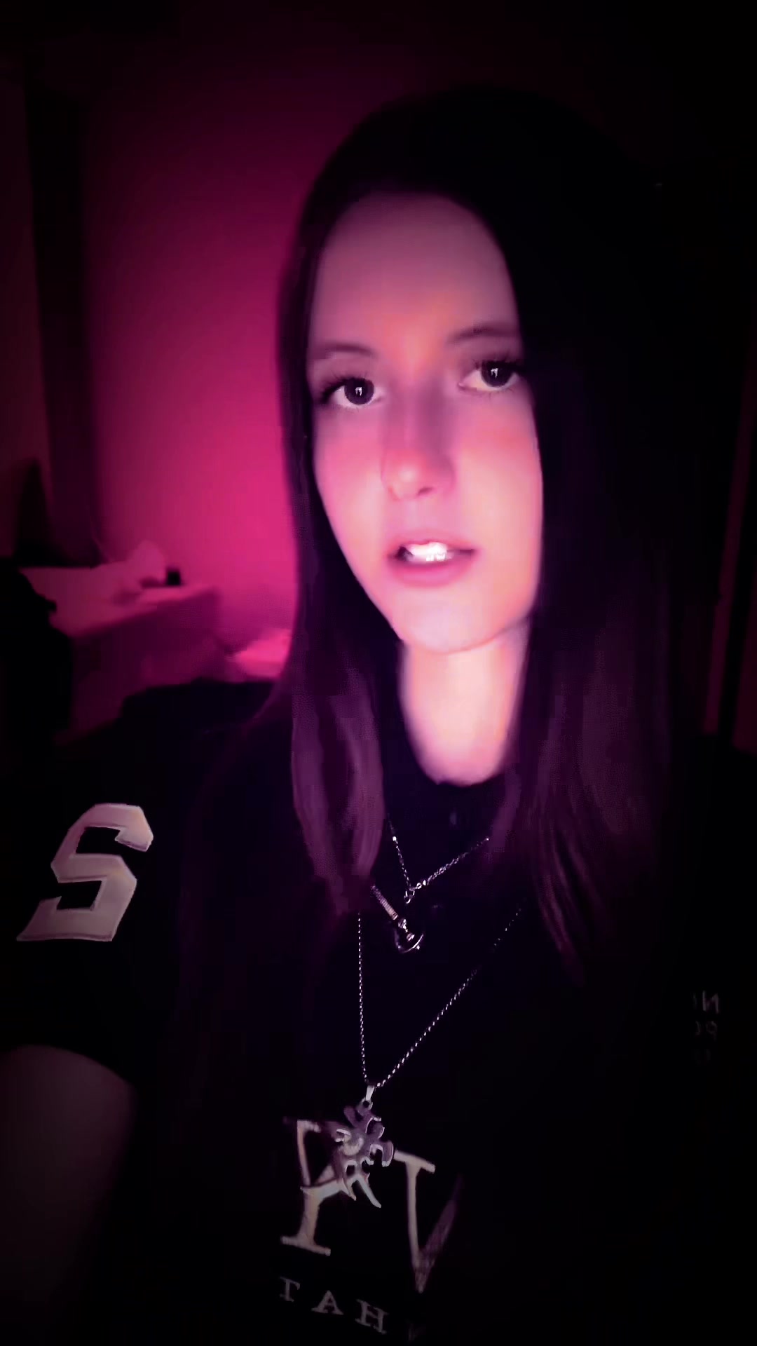 @🧷