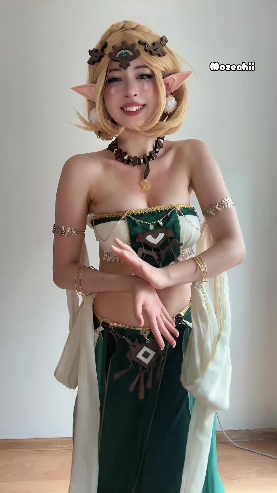 @Mozechii