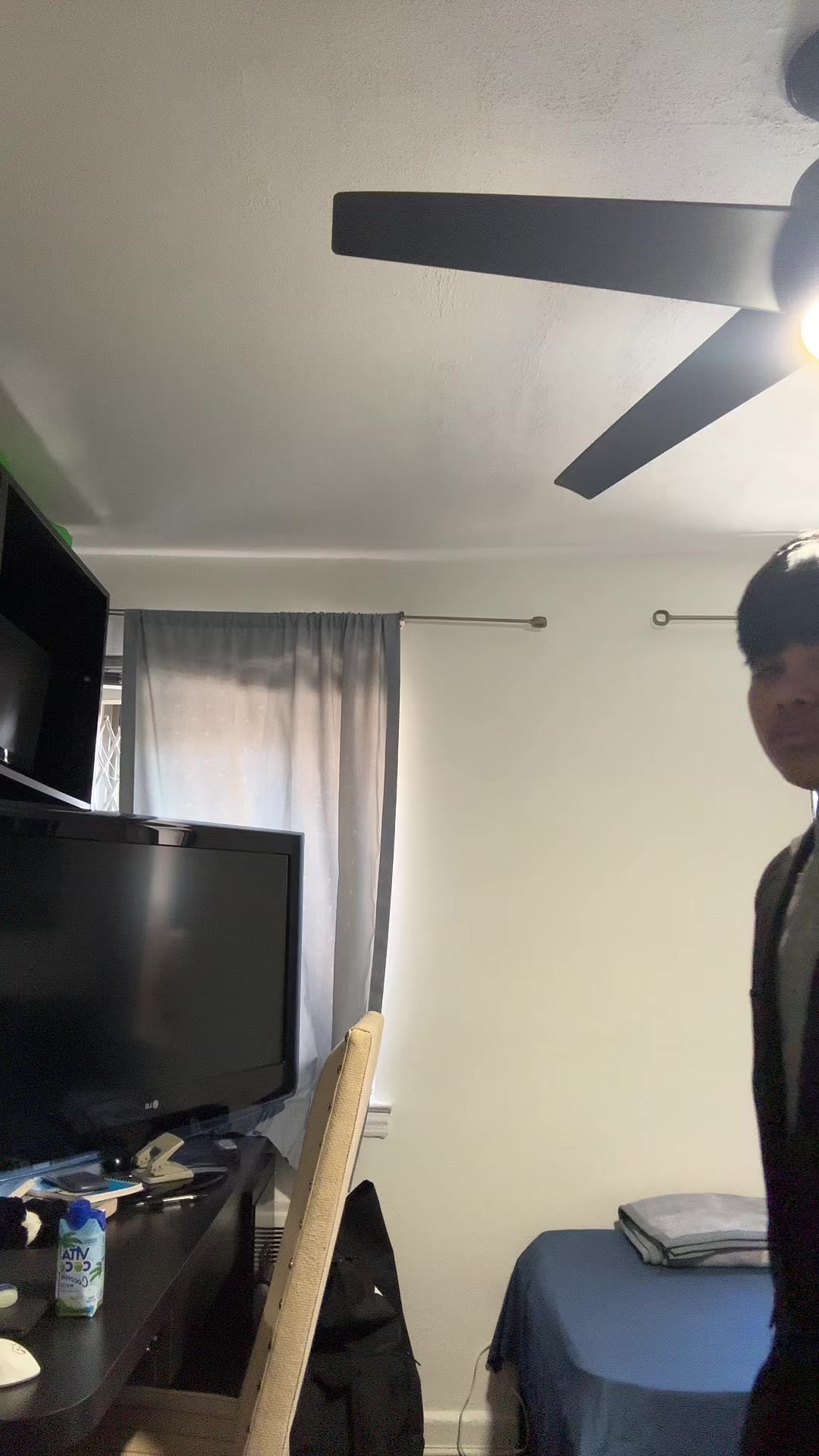 @🐼