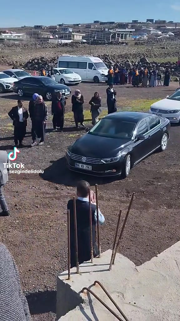 @baskanhamitozyavuz