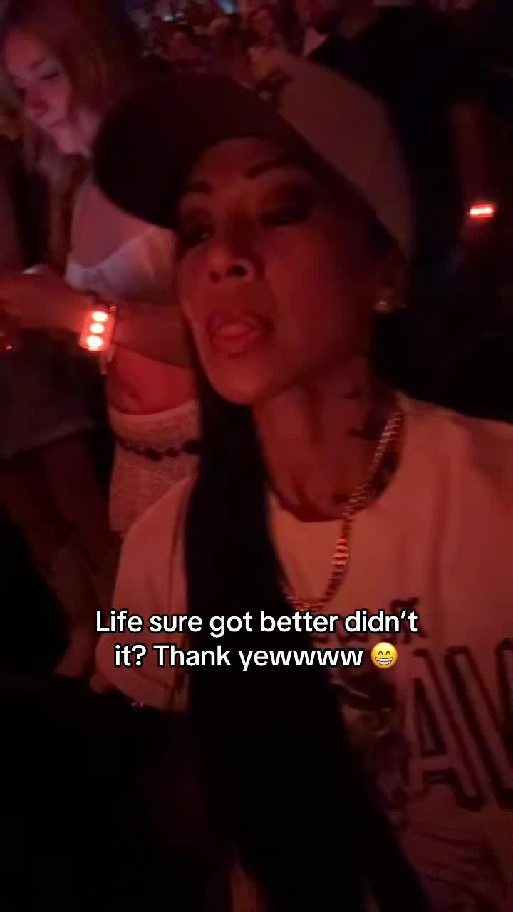 @JV 🙋🏻&zwj;♀️