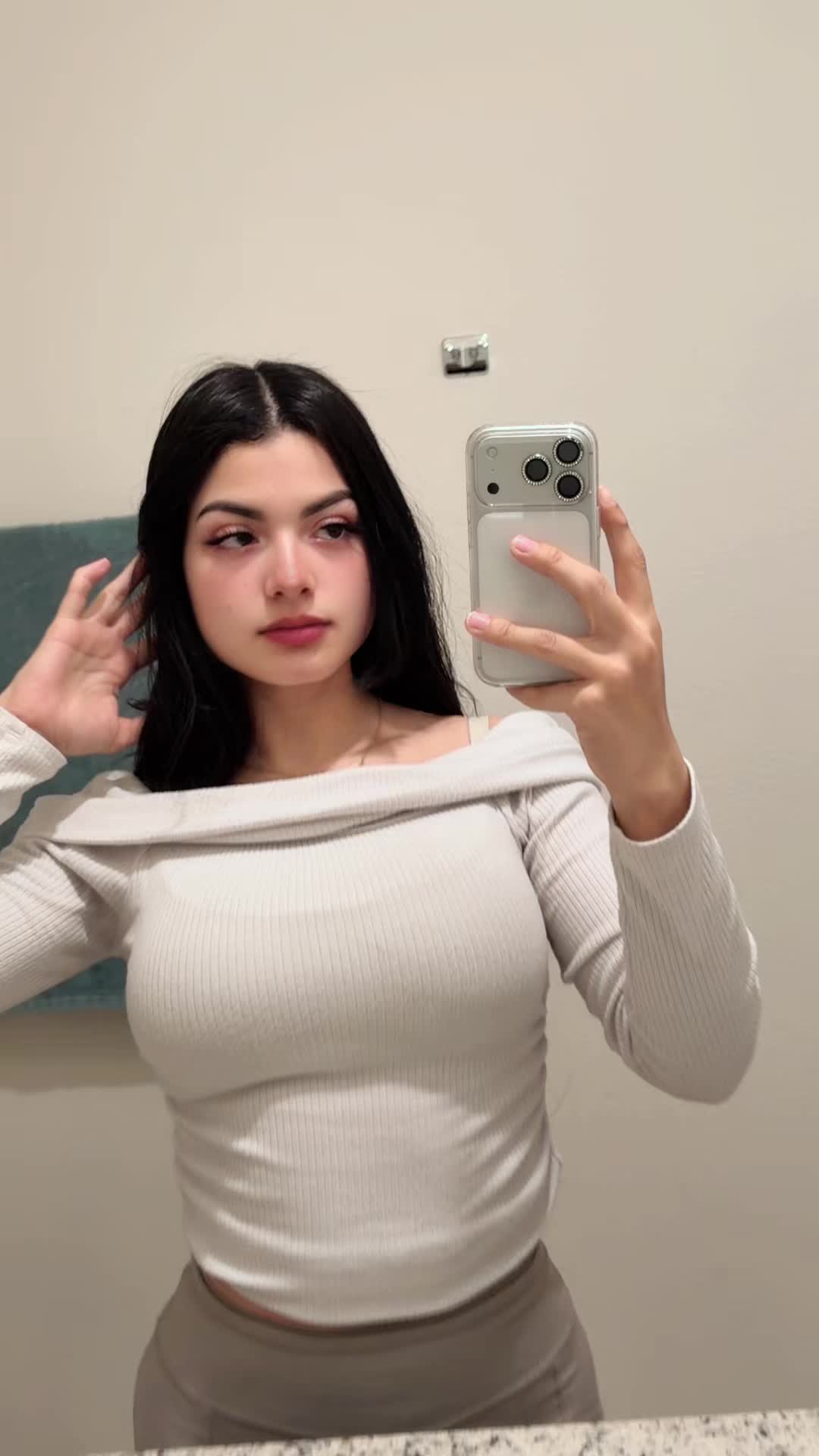 @Judianys