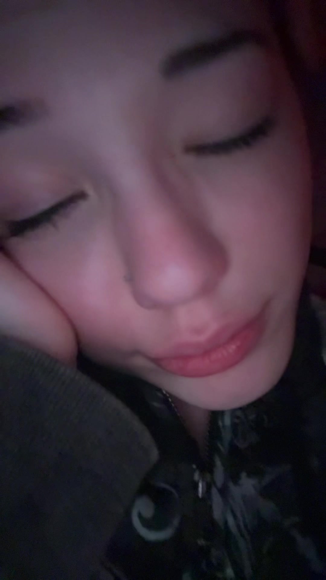 @d:mira$lynn:b