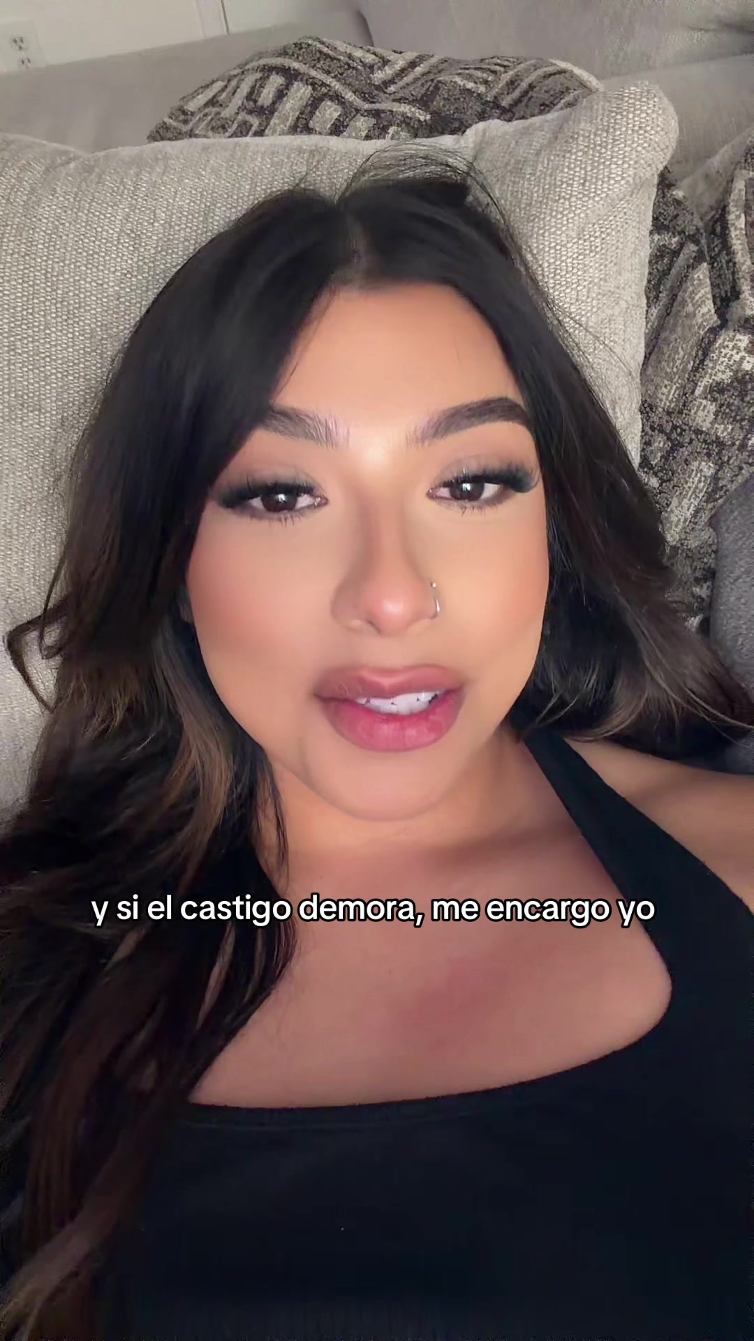 @karelyflrs