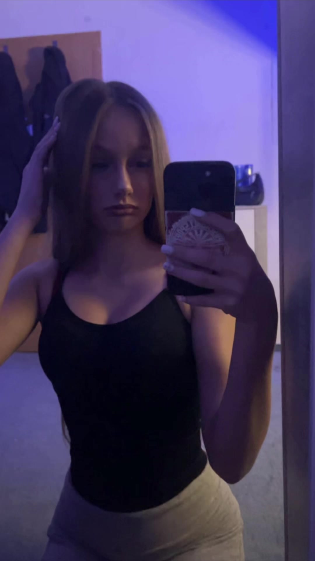 @048.Emma🇩🇪🦅
