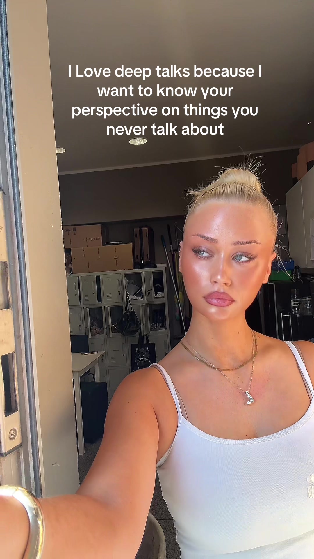 @Lina