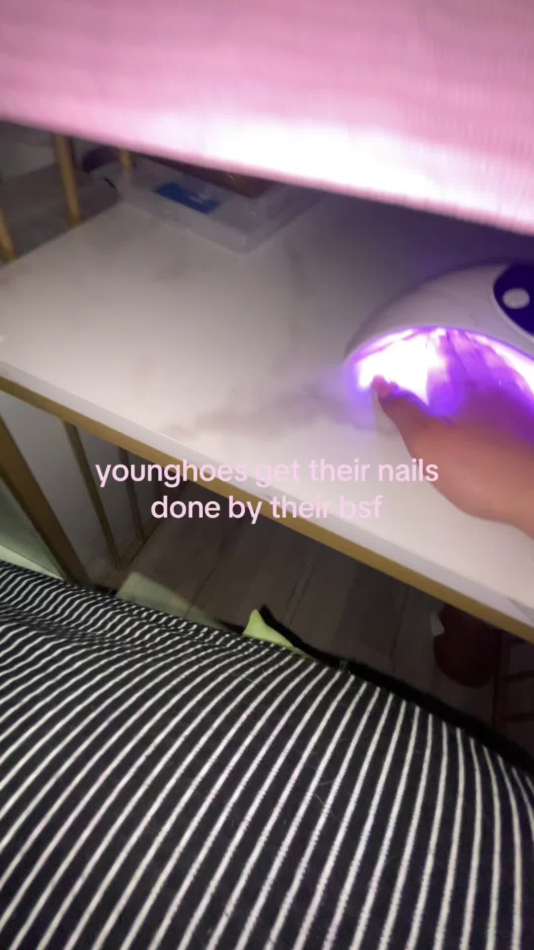 @Young_hoes👸🏽👸🏽