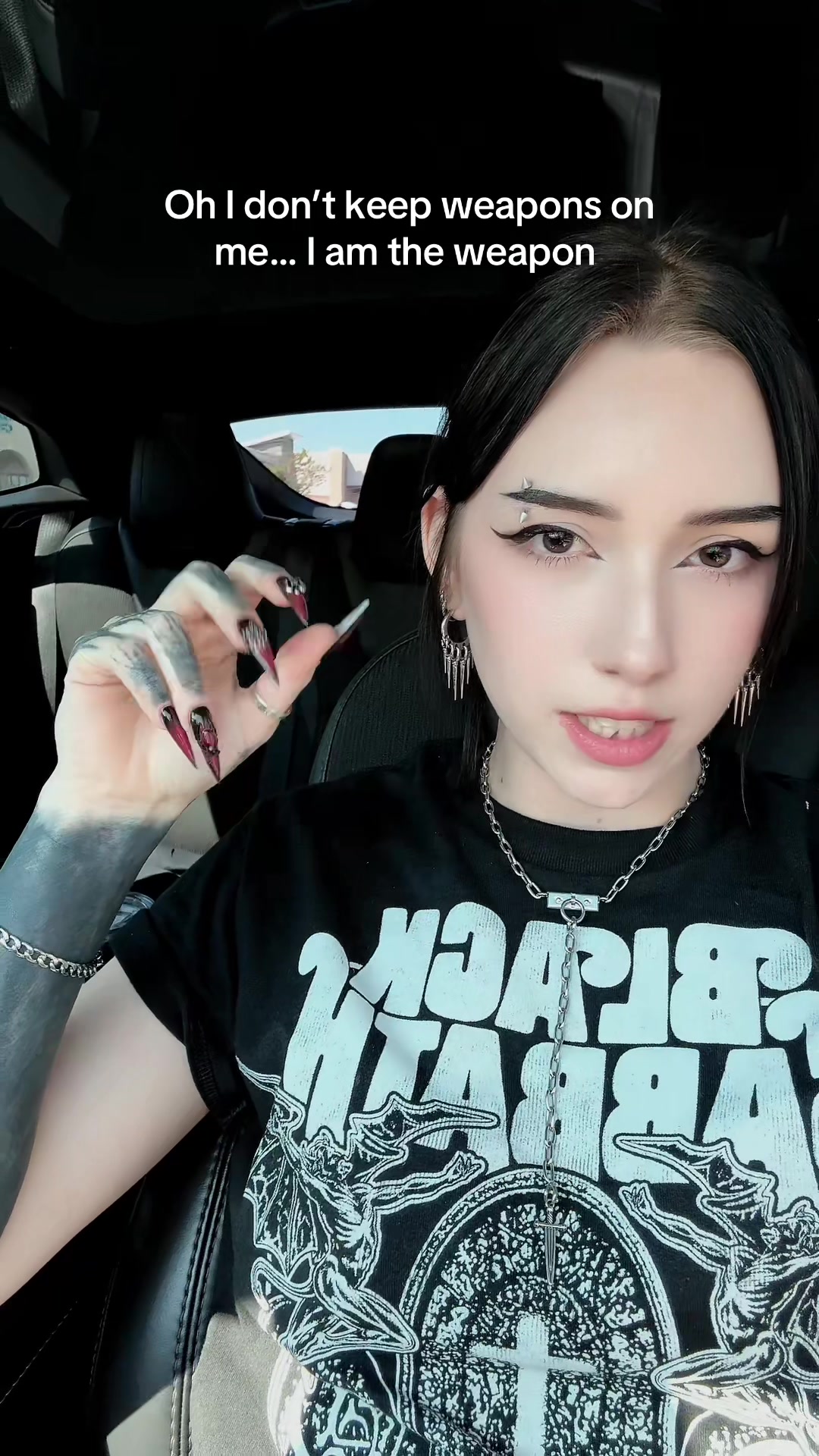 @veilofthorns_