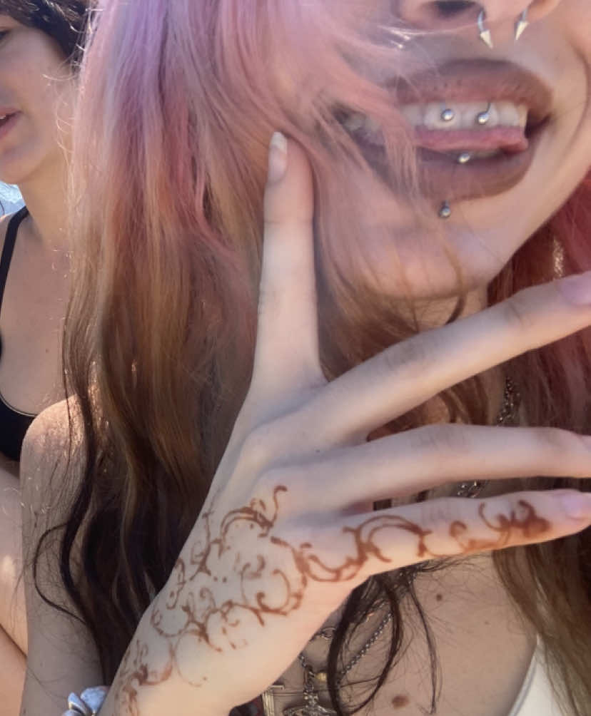 @𝖛𝖎𝖈𝖙𝖔𝖗𝖎𝖆