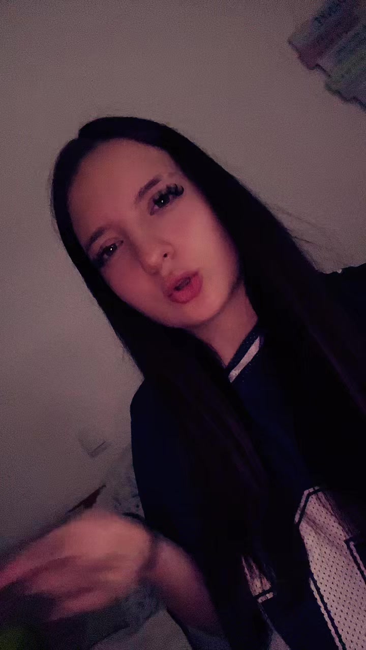 @Sophie_๐๐