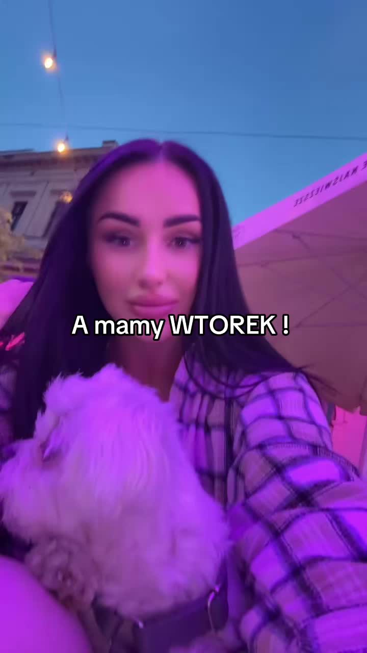 @GlamWiola