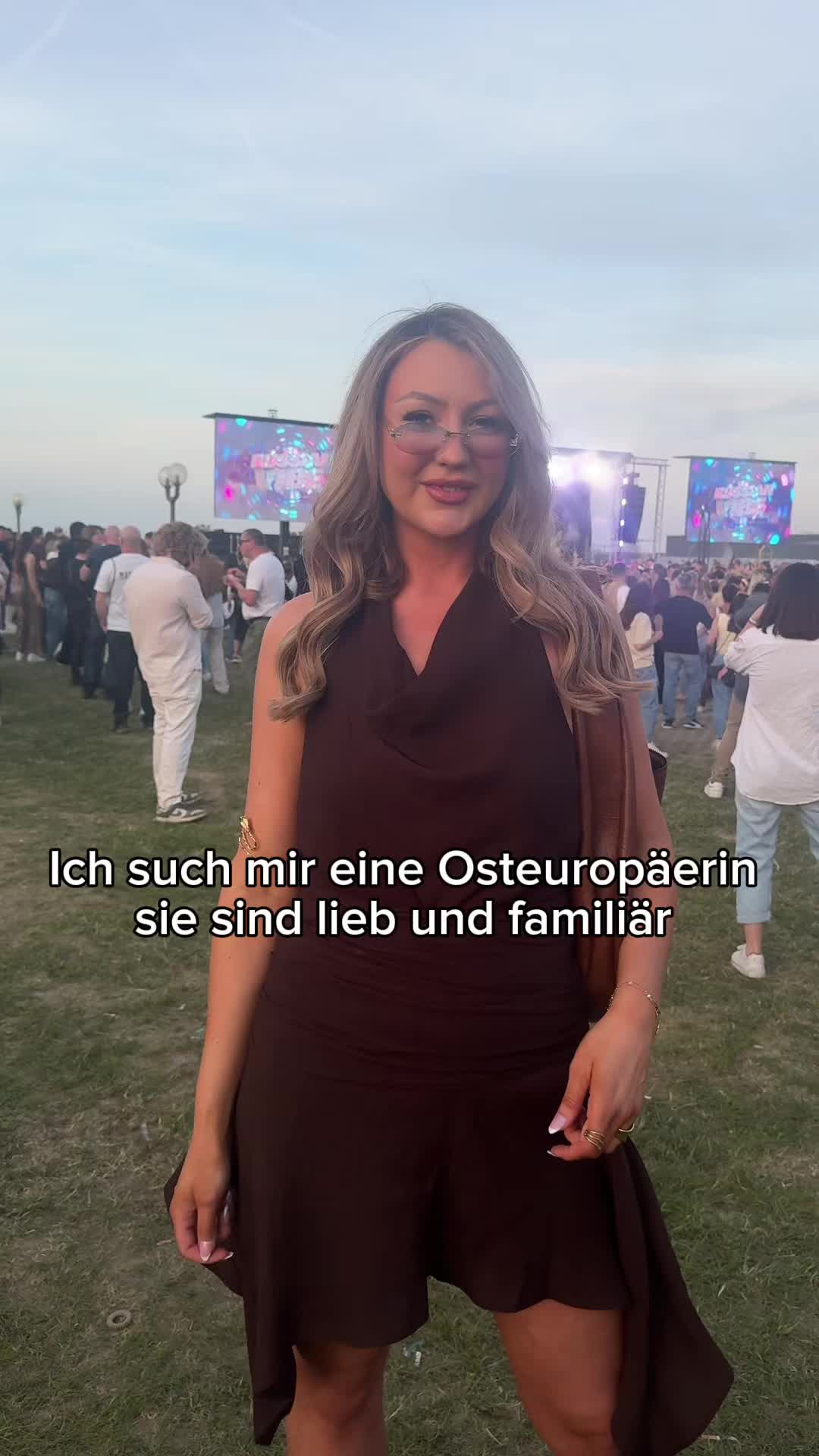 @kristinathrills