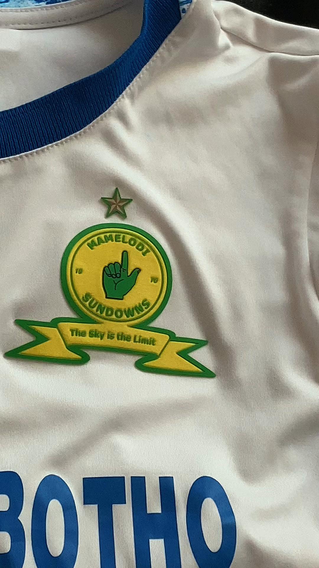 @Tshiamo💛👆🏻