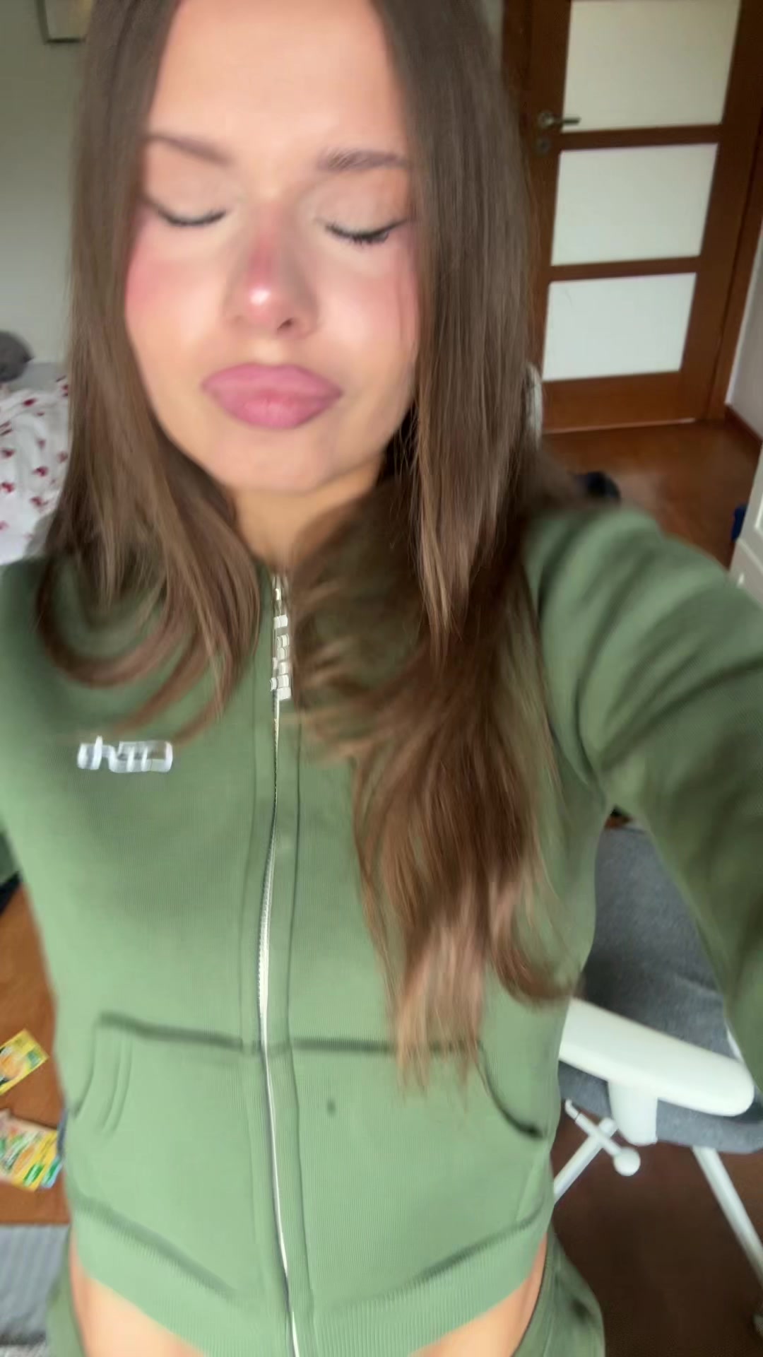 @lena
