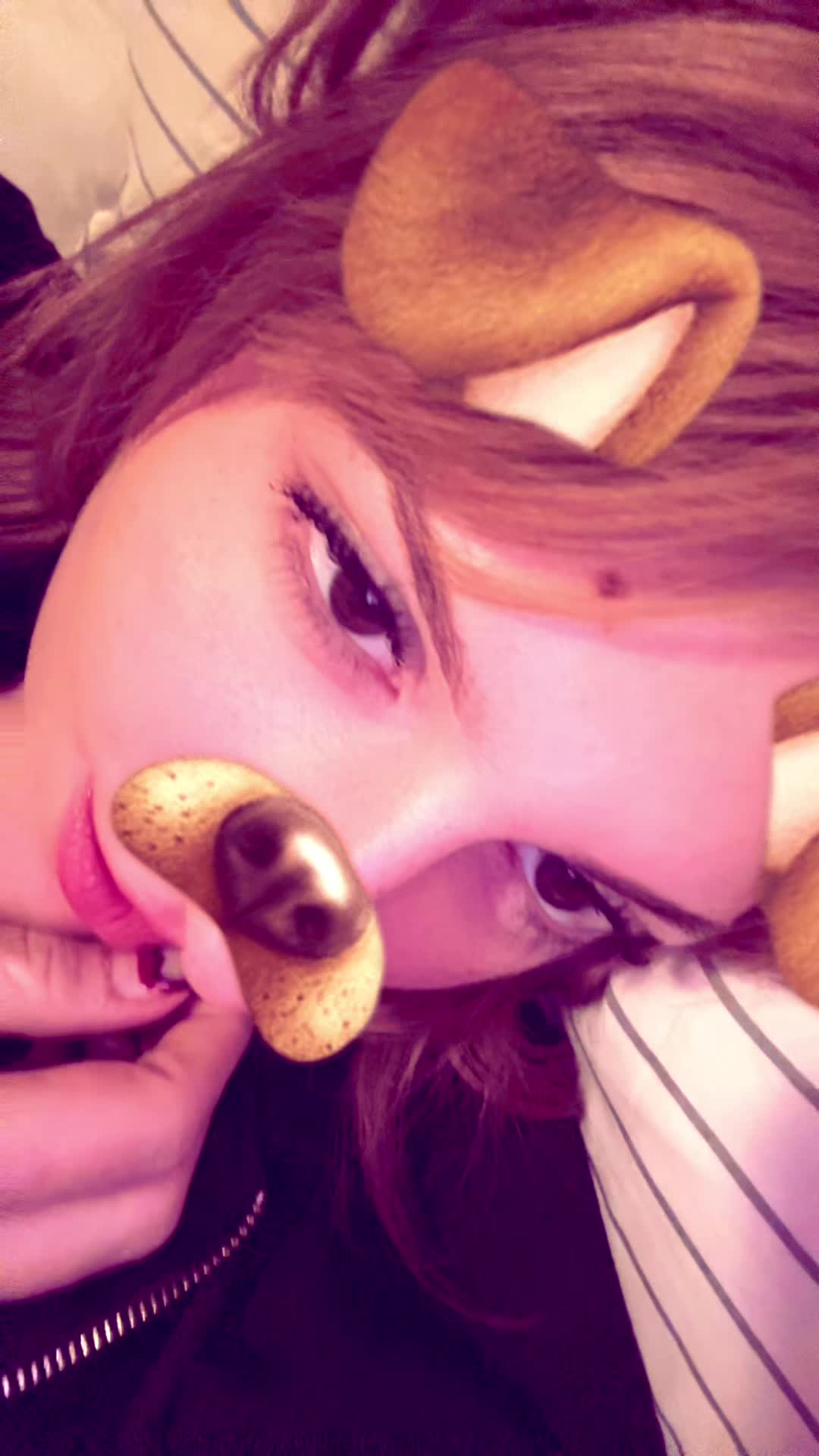@lakinkyviki