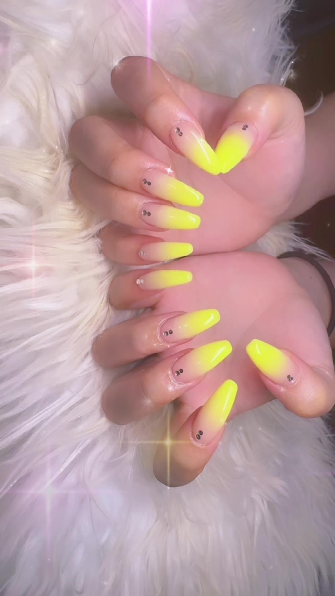 @chi.eel【チエール】