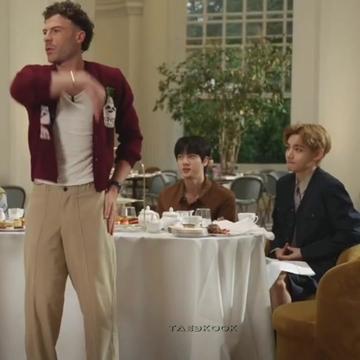@๐๐ ๐ค