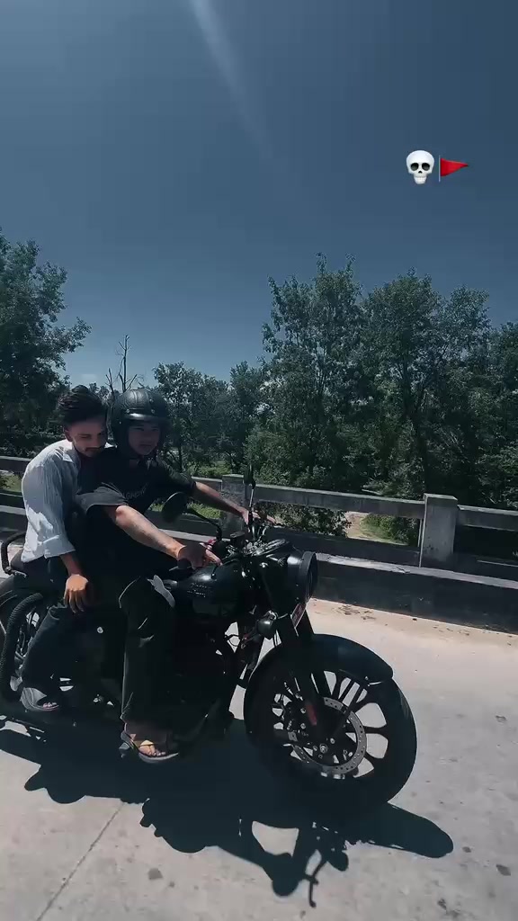 @coolestbadboi🗡️☮️