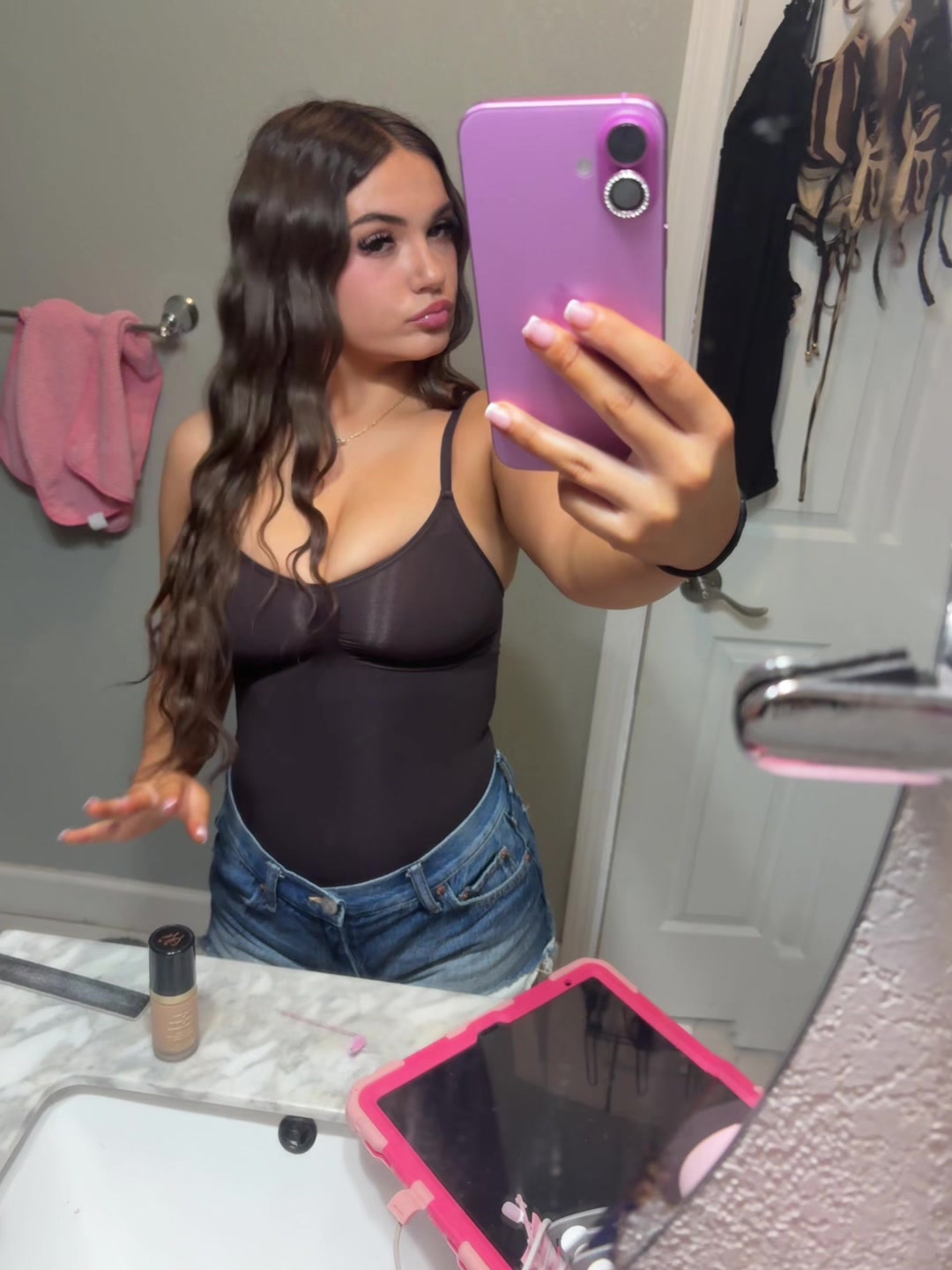 @izzabella