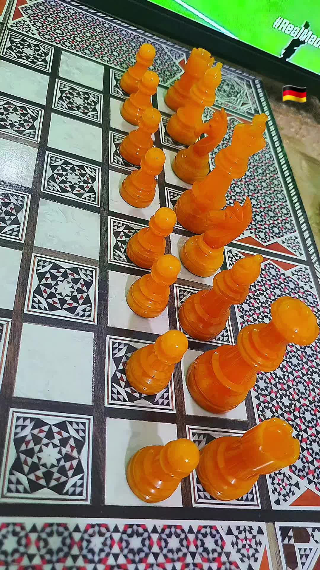 @إيطاليا للفضيات والسبح